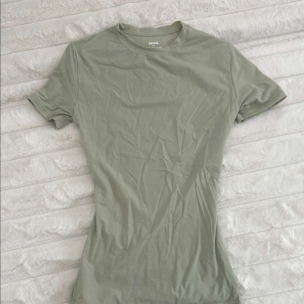 New without tags Basic Olive Green sKIMs Women's T-Shirt